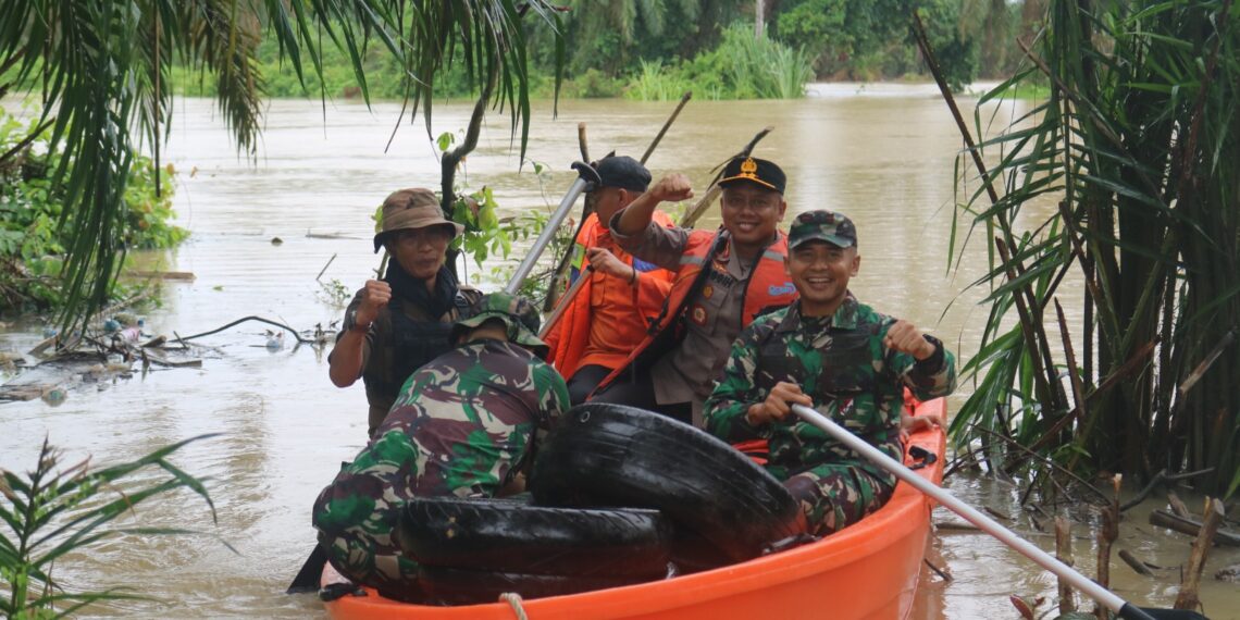 Dandim 0416/Bute Letkol Inf Arief Widyanto, S.E., M.Han., bersama Kapolres Bungo AKBP Singgih Hermawan, S.I.K., M.A.P., Razia Penambang Emas Tanpa Izin