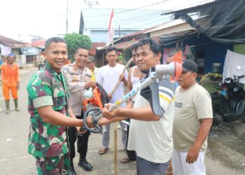 Kompak,Dandim 0416 Bute Dan Kapolres Bungo Sambut HUT TNI Ke-79 Tahun, Bersama Lakukan Giat Karya Bakti Di Pasar Muara Bungo