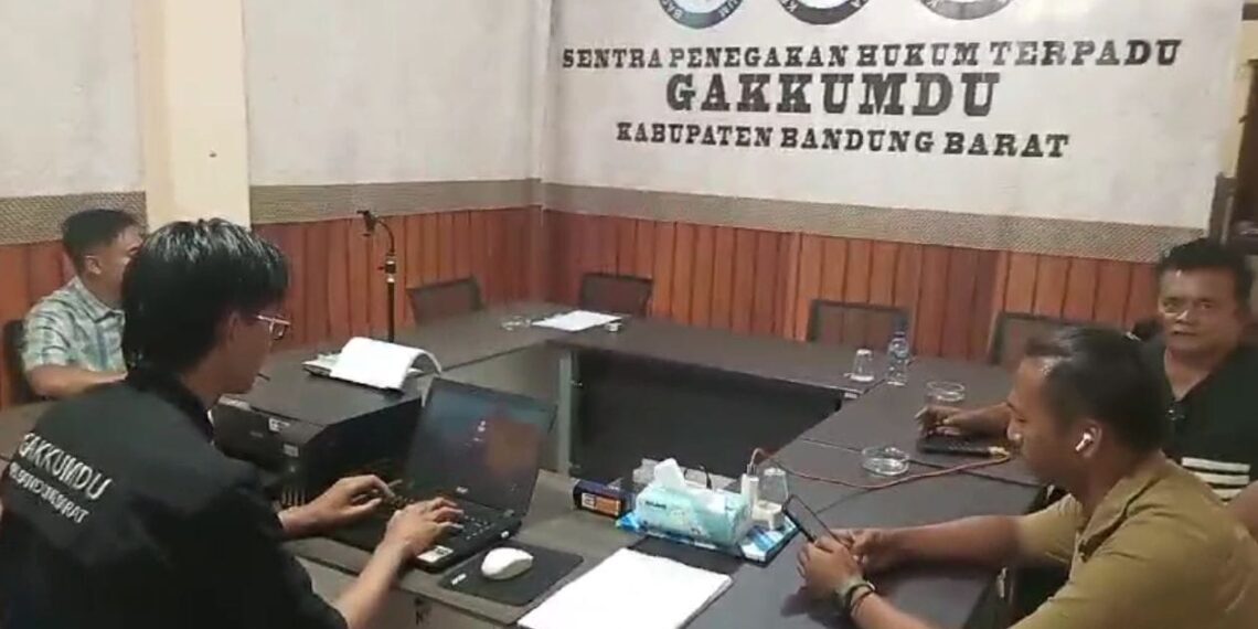 Diduga Salah Satu Kades Di KBB Melanggar Pasal 187A UU No 10 Tahun 2016