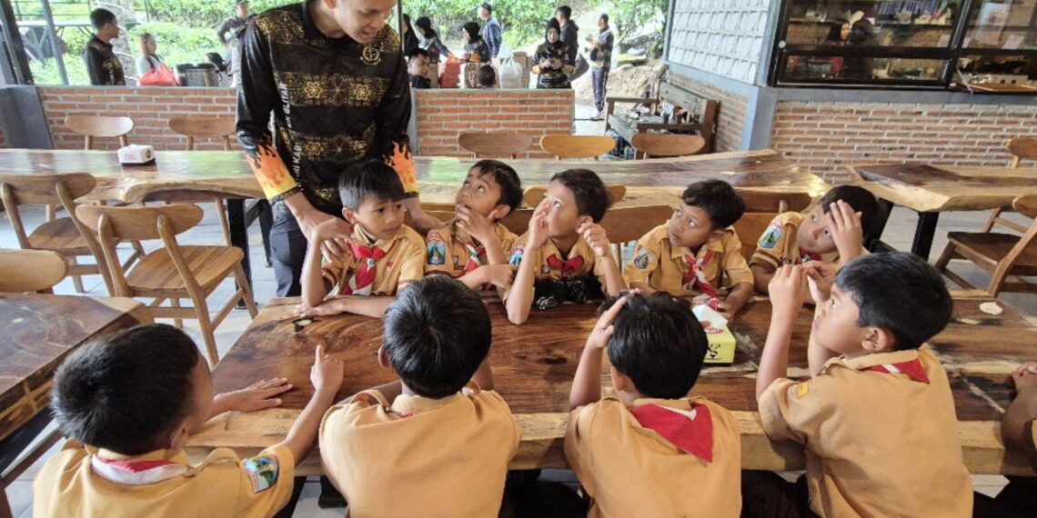 Cegah Kasus Perudungan, Kejari Kabupaten Blitar Gandeng SDN Ngadirejo 04 Sosialisasi Stop Bullying