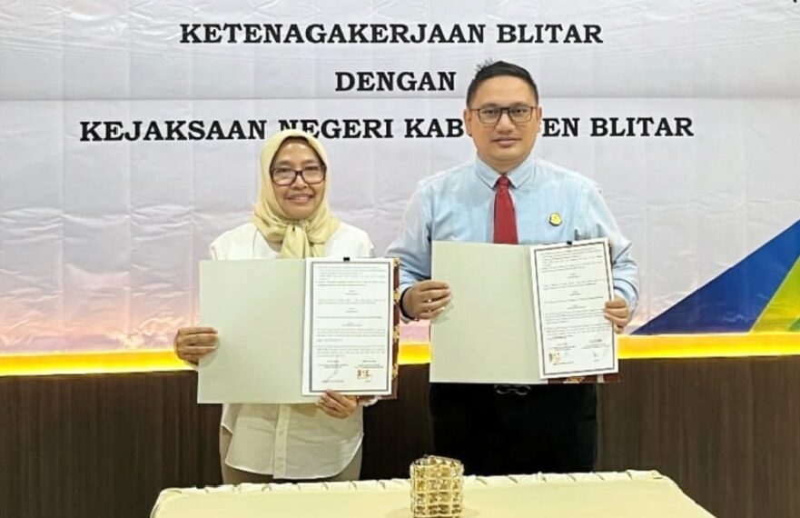 Kejari Kabupaten Blitar dan BPJS Ketenagakerjaan Kabupaten BlitarTeken MoU Bidang Datun