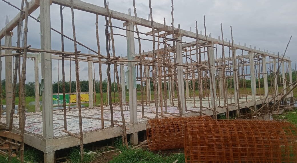 Proyek Mangkrak di SMK Negeri 1 Terentang: Potensi Kerugian Negara dan Pelanggaran Kontrak