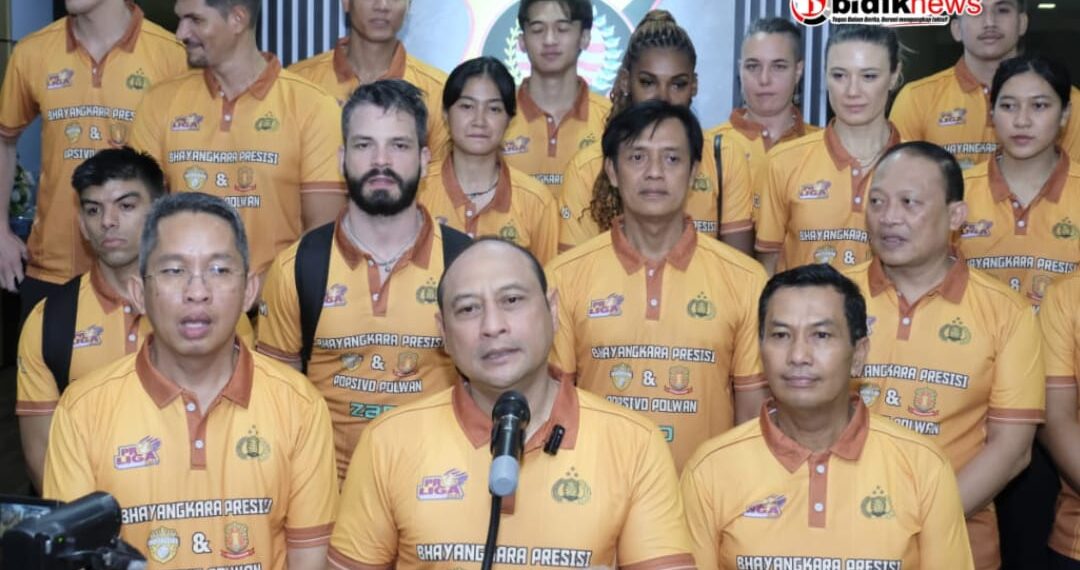 Launching Tim Voli Bhayangkara Presisi dan Popsivo Polwan : Kapolda Kalbar Optimis 2025 Masuk Final