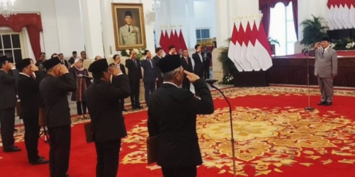 Presiden Prabowo Lantik 2 Jaksa Terbaik Sebagai Pimpinan KPK