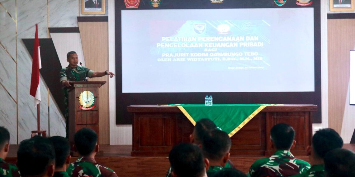 Guna Meningkatkan Literasi Keuangan Prajurit, Kodim 0416/Bute Mengadakan   Pelatihan Perencanaan Dan Pengelolaan Keuangan Di Aula Makodim.