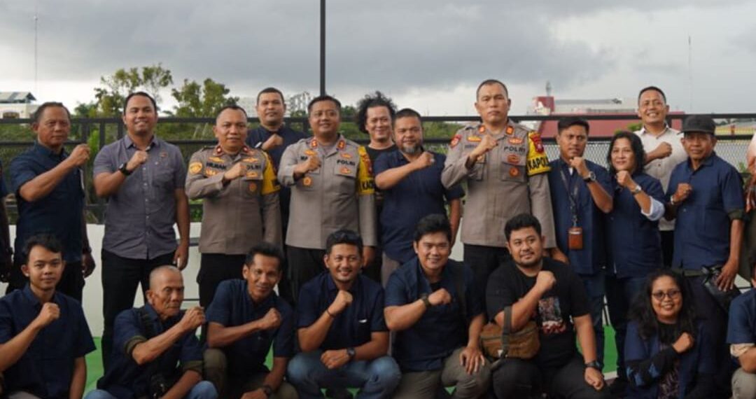 Kapolres Kubu Raya Bangun Sinergi dengan Insan Pers di Awal Tahun 2025