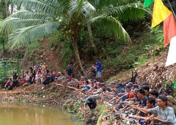 Dalam memeriahkan HUT RI ke 80 pemerintah Desa Bajak lll kecamatan Merigi Sakti melaksanakan kegiatan lomba memancing