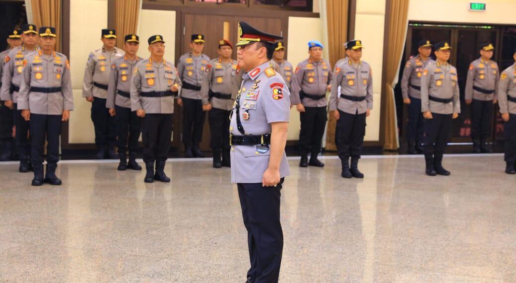 Kapolri Resmi Lantik Komjen Dedi Prasetyo Jadi Wakapolri