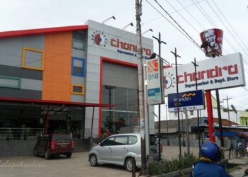 Diduga langgar aturan jam operasional Chandra Swalayan Store Disorot