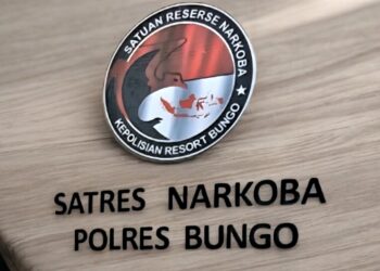 TEKANAN PUBLIK MEMUNCAK! SELURUH BUNGO MENANTI JAWABAN TUNTAS: Mampukah Satresnarkoba Ringkus Bandar Besar Narkoba ‘HCL’?!
