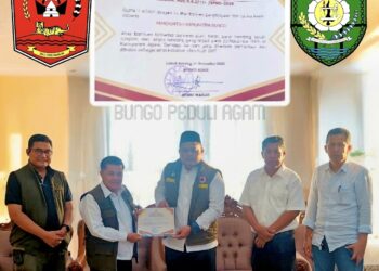 Bungo Peduli: Puluhan Truk Bantuan Berbuah Penghargaan Kemanusiaan dari Pemkab Agam